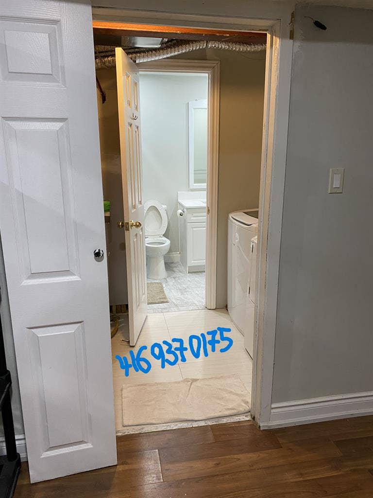 1 bedroom basement in Basement Jan