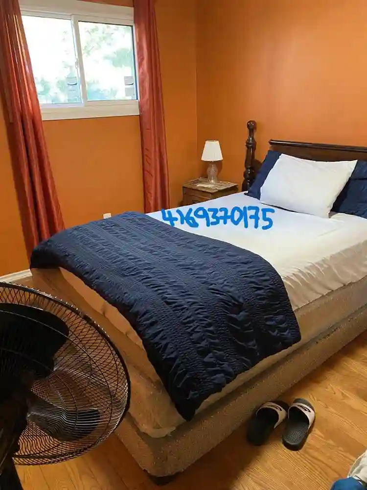 Pvt Room available in Brampton