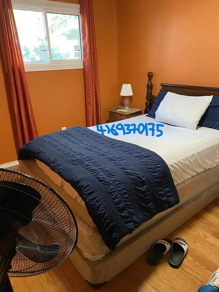 Pvt Room available in Brampton