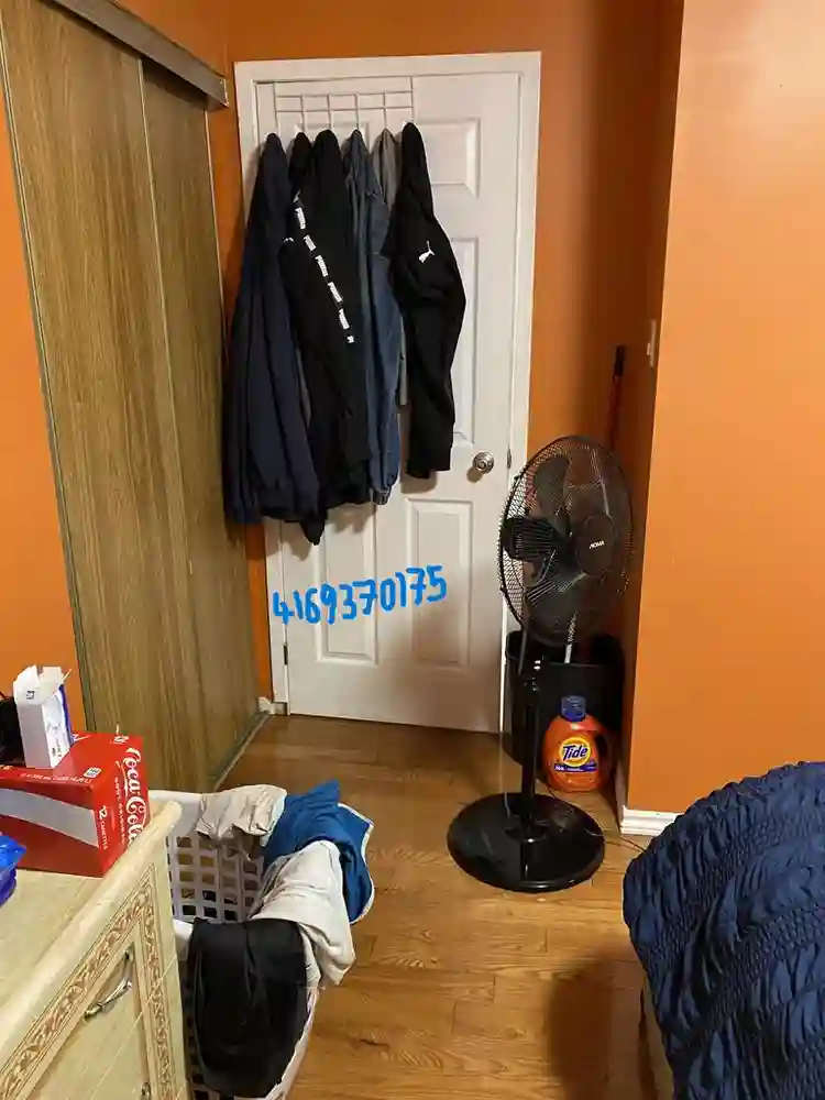 Pvt Room available in Brampton