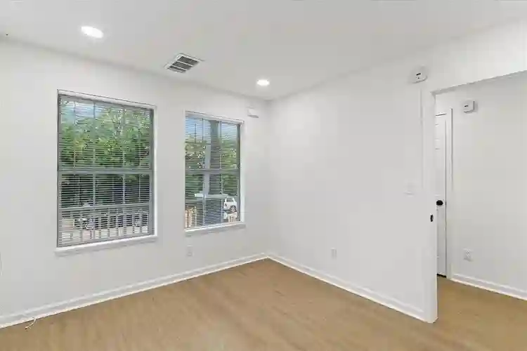 4 BR in Atlanta