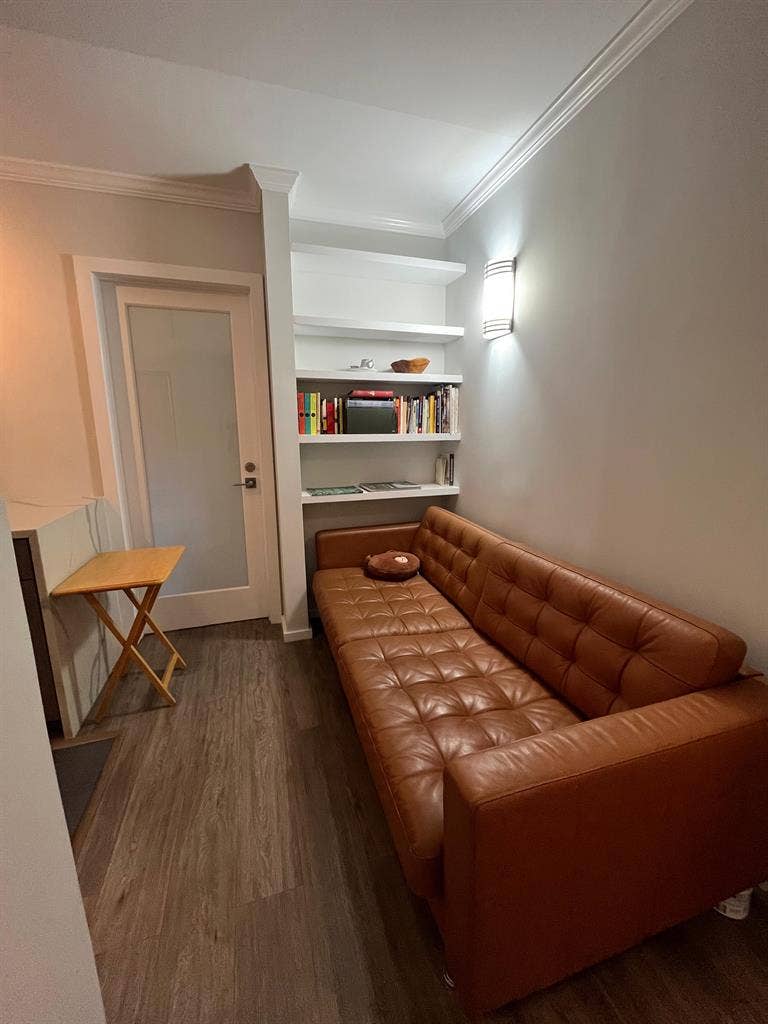 ✨Spacious Room w/ Private Balcony✨