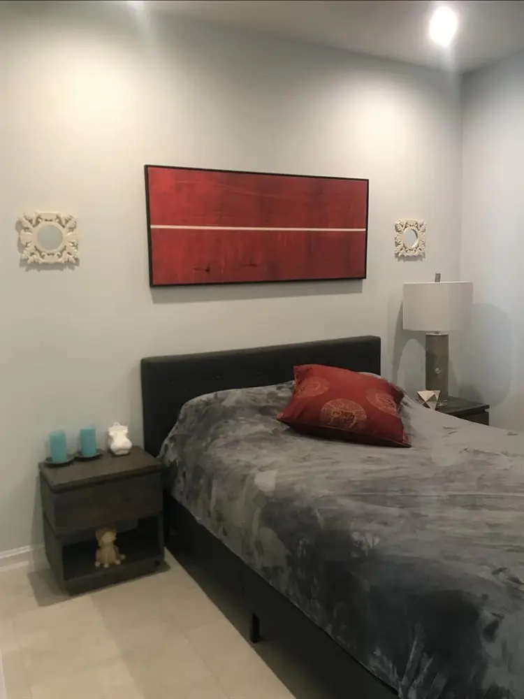 Room for rent in the states Naples