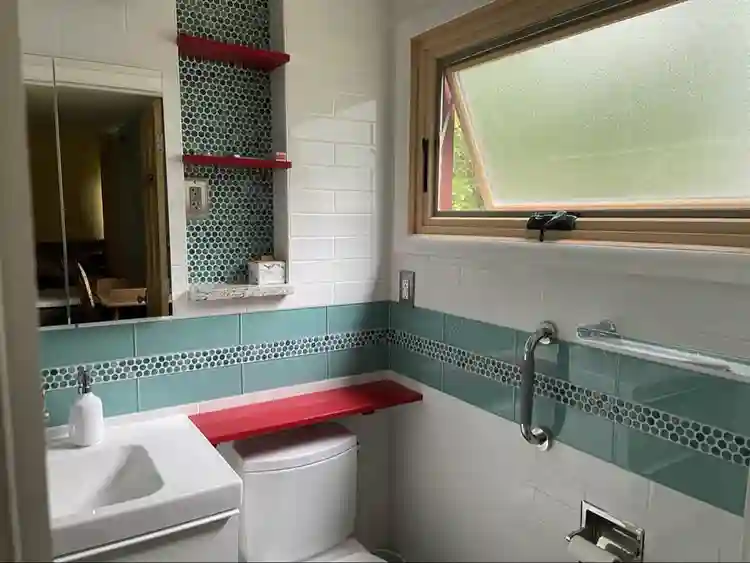 Large Bedroom with Private Bathroom