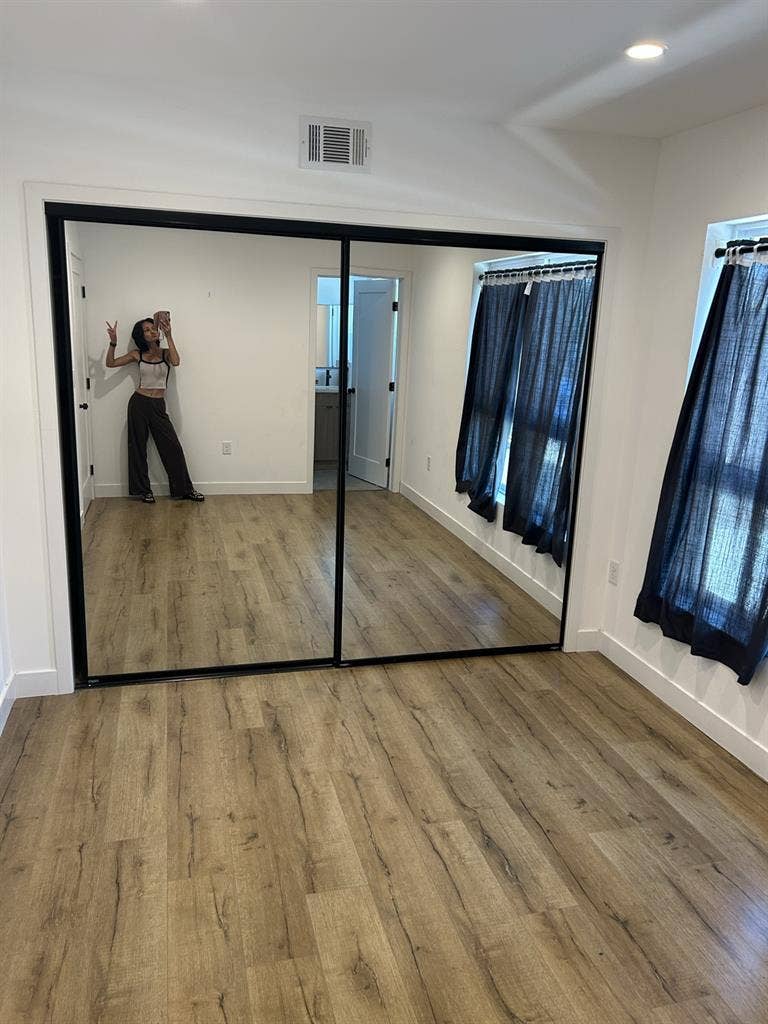 In Hollywood! Serious inquiries!