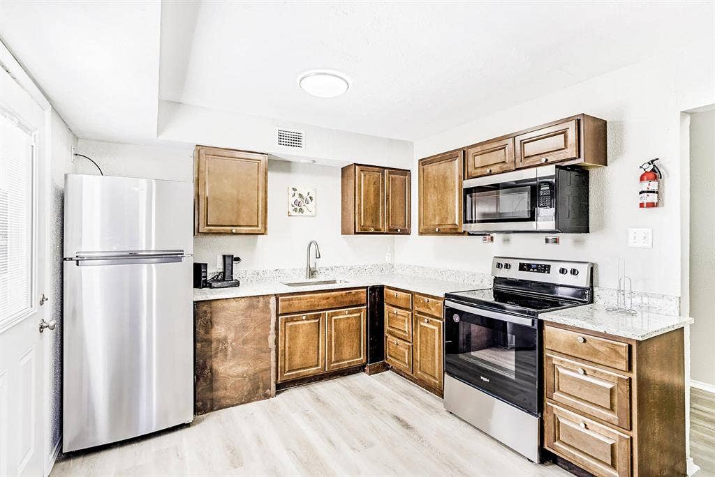 8 BR in Fort Worth