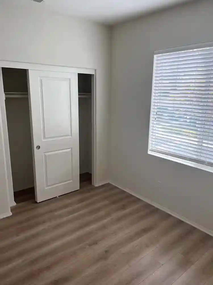 ROOM FOR RENT BY CBU!