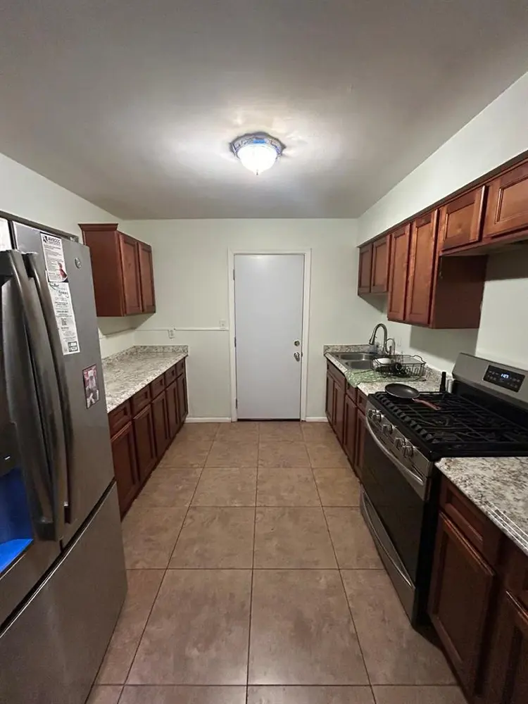 Room for rent in central location