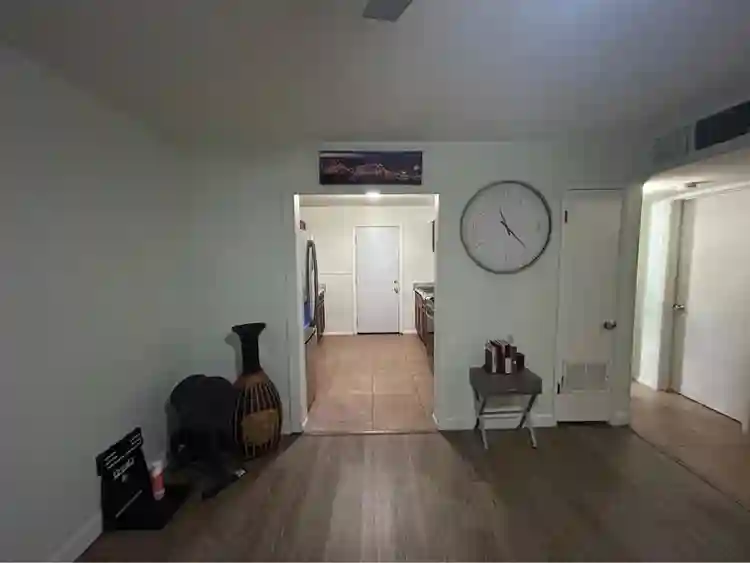 Room for rent in central location