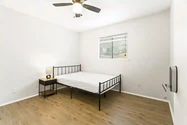8 BR in Fort Worth