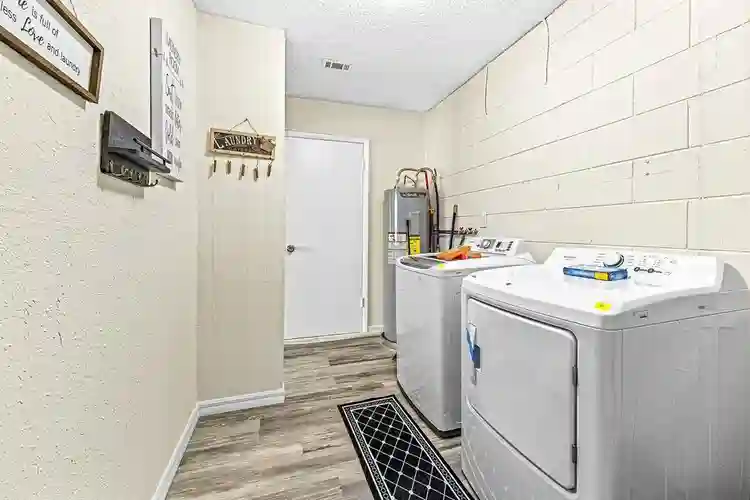 6 BR in Orlando