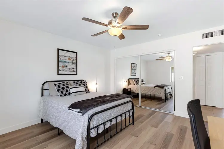 8 BR in Phoenix
