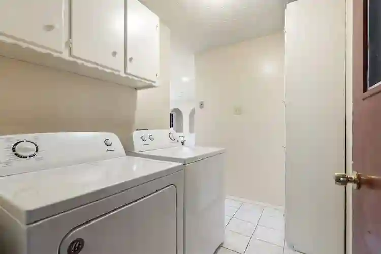 7 BR in Garland