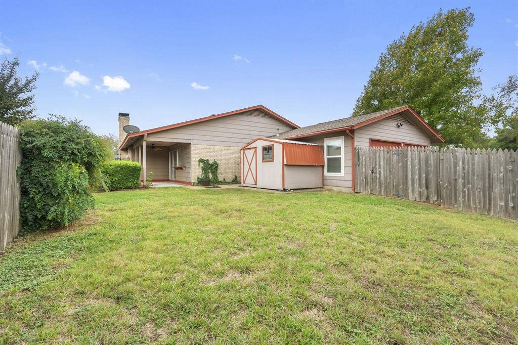 7 BR in Garland