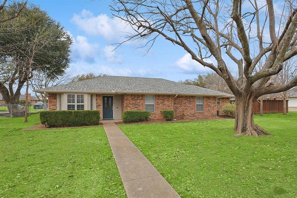 6 BR in Cedar Hill