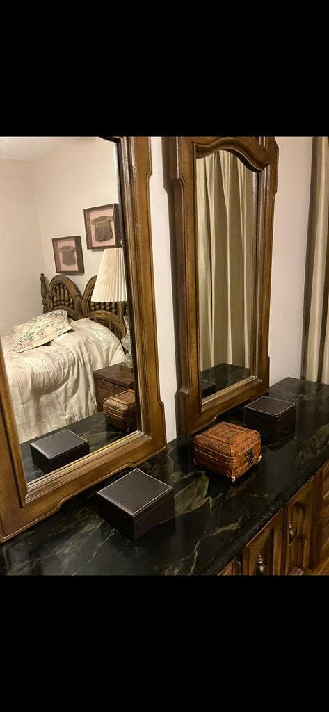 Furnished room available for rent