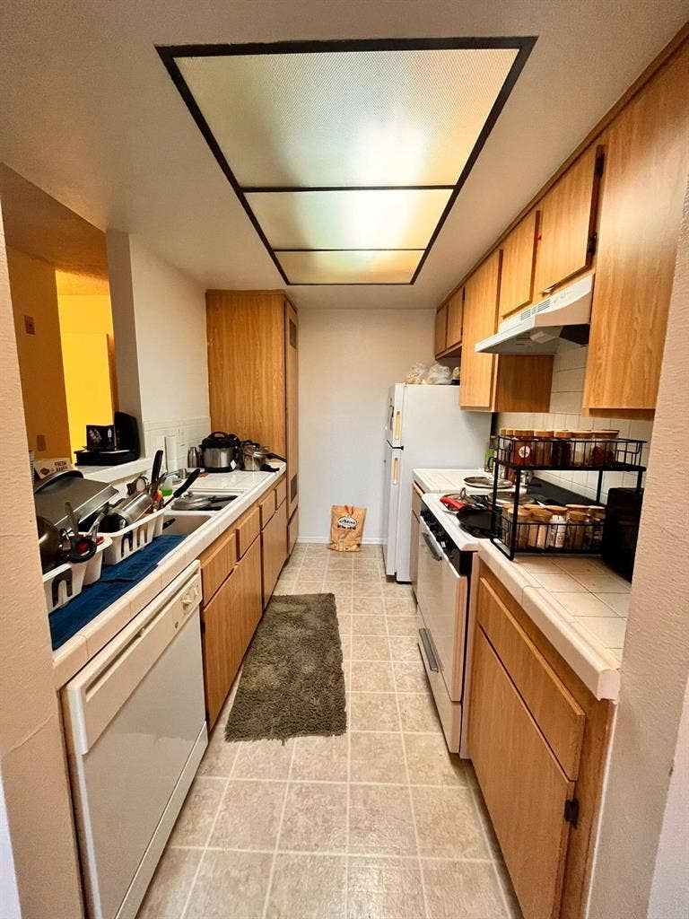 Private Furnished Room Near USC