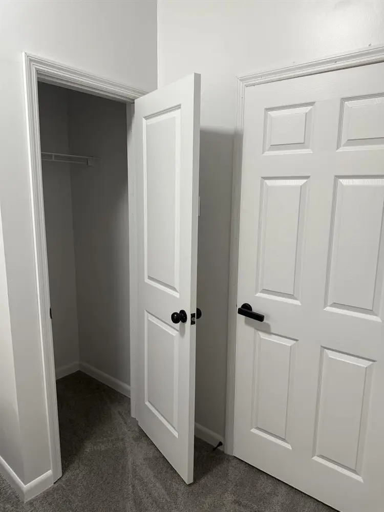 7 BR in Stone Mountain