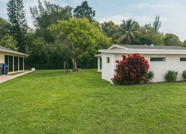 6 BR in Royal Palm Beach