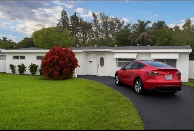 6 BR in Royal Palm Beach