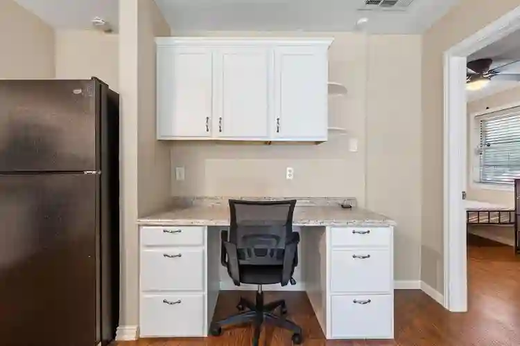 6 BR in Dallas