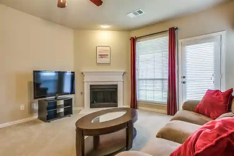 1 BR in Lewisville