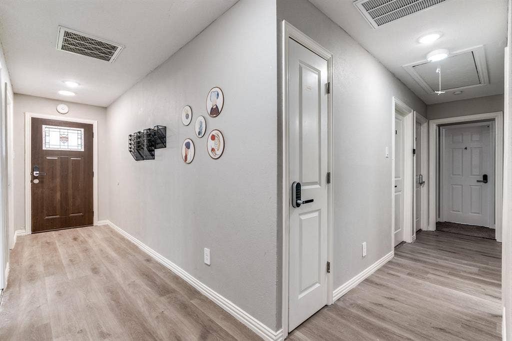 8 BR in Dallas