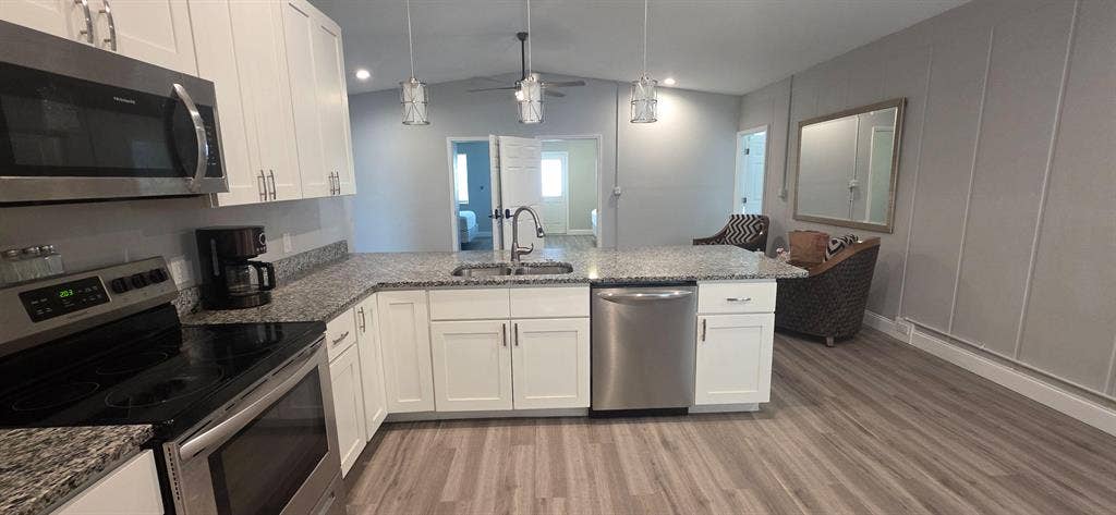 5 BR in St. Petersburg