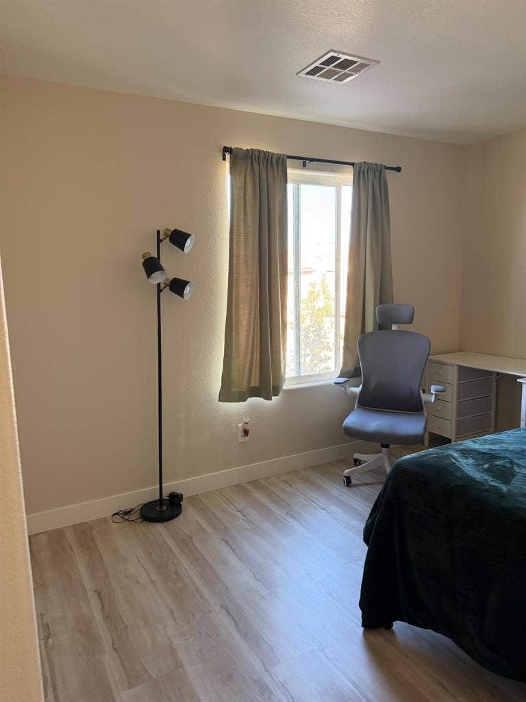 2 BR in Las Vegas