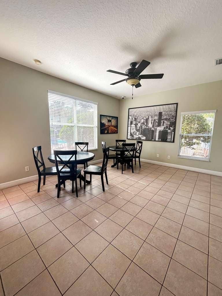 4 BR in Kissimmee