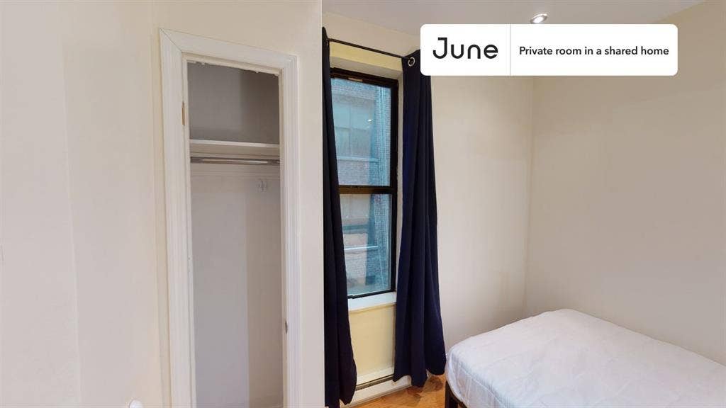 4 BR in New York City