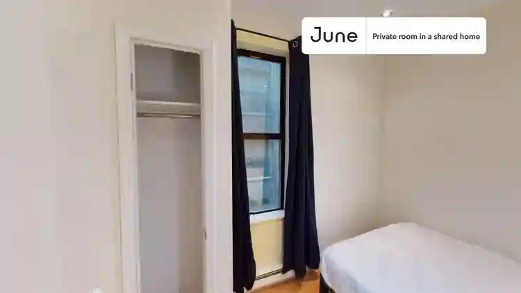 4 BR in New York City