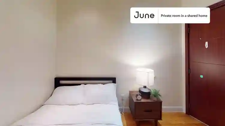 4 BR in New York City