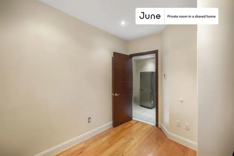 4 BR in New York City