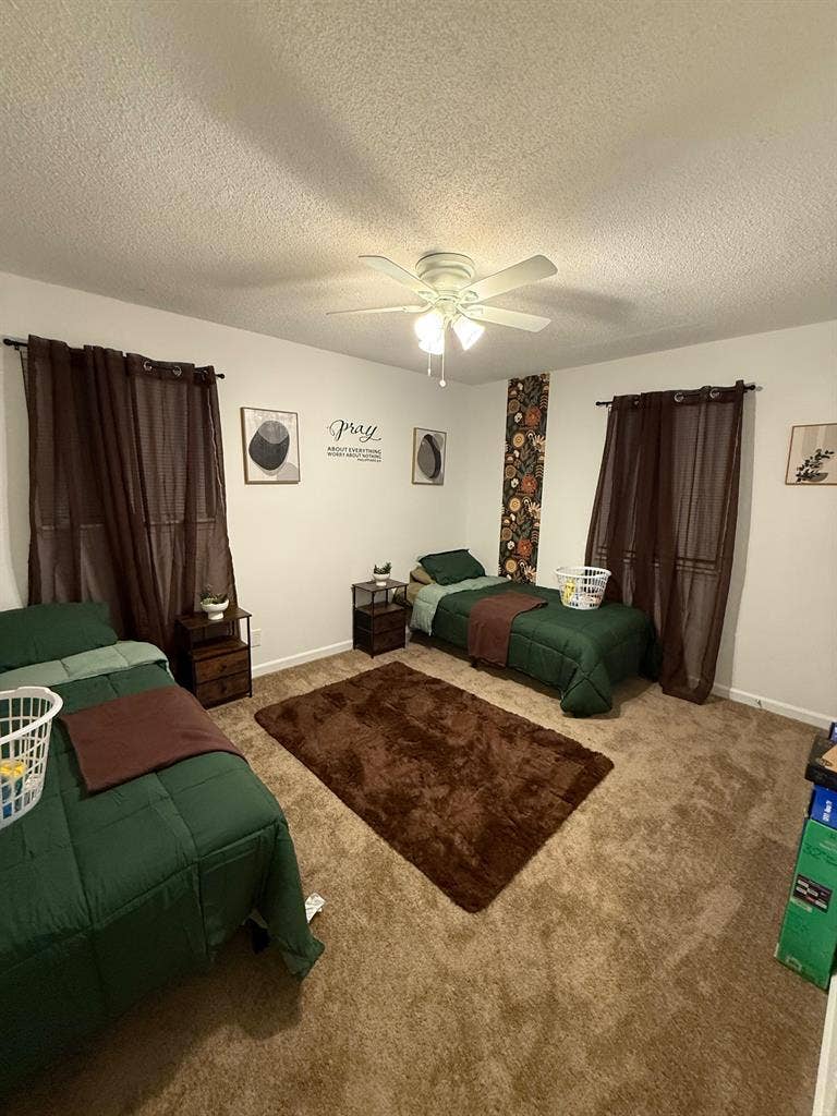 4 BR in College Park