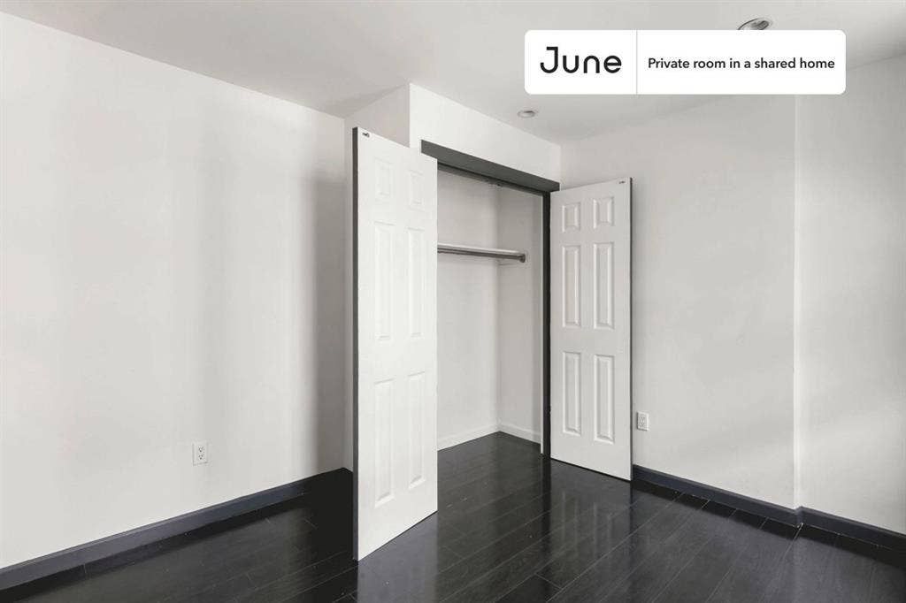 3 BR in New York City