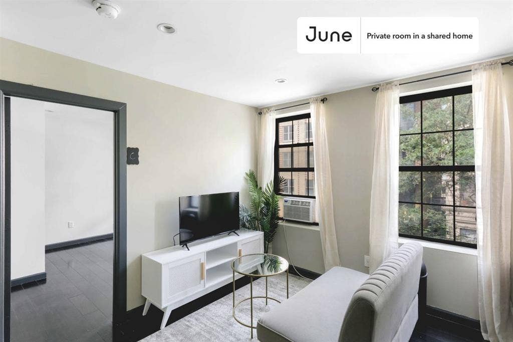 3 BR in New York City