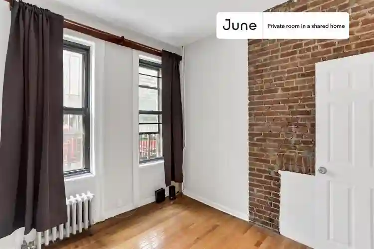 2 BR in New York City