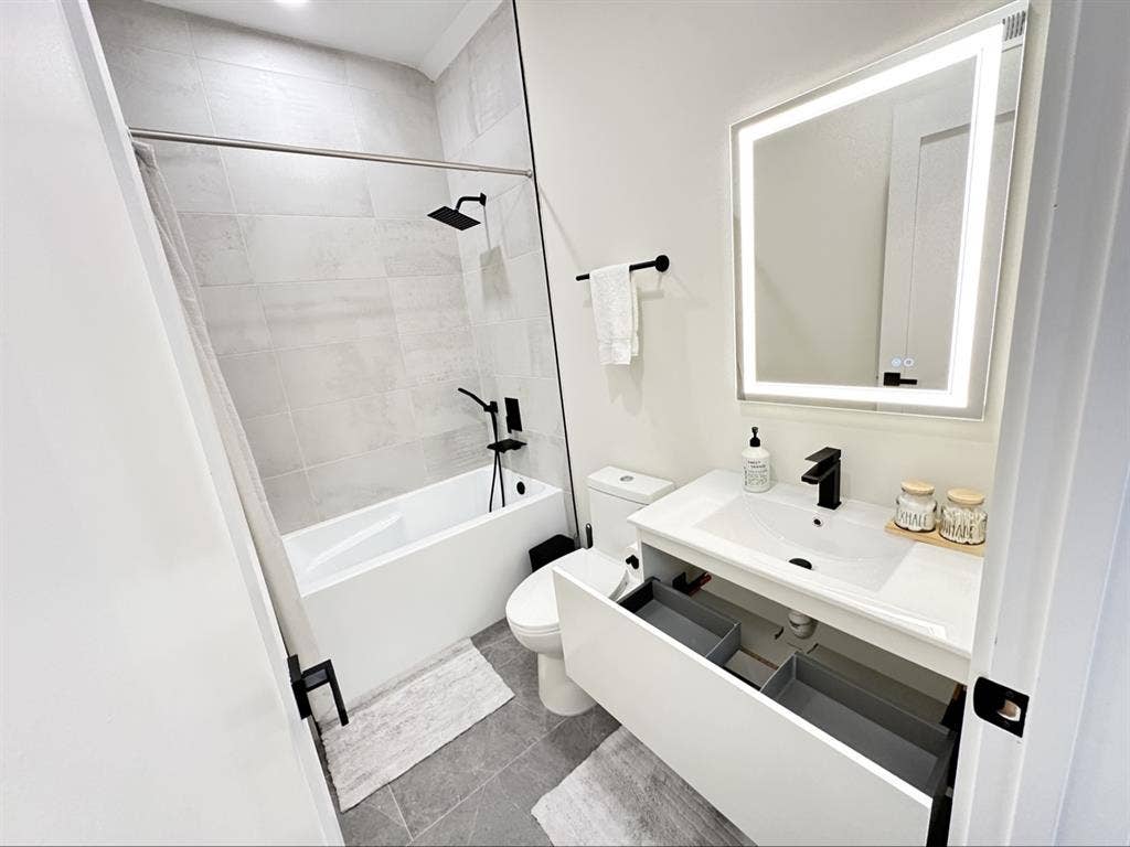 Master Bedroom in Modern Duplex