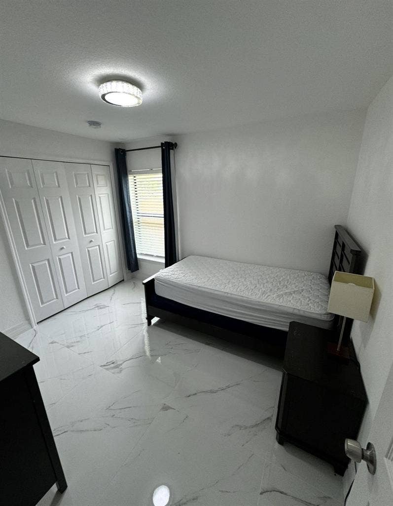 Beautiful room for rent