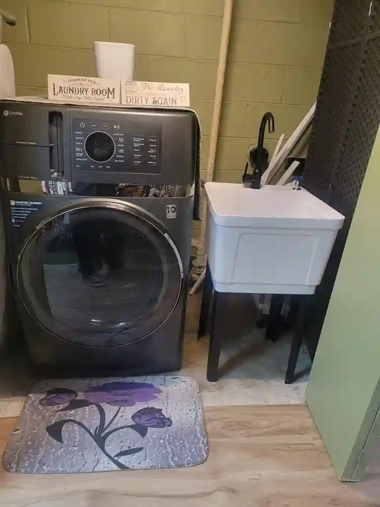 Large Room in Huntsville