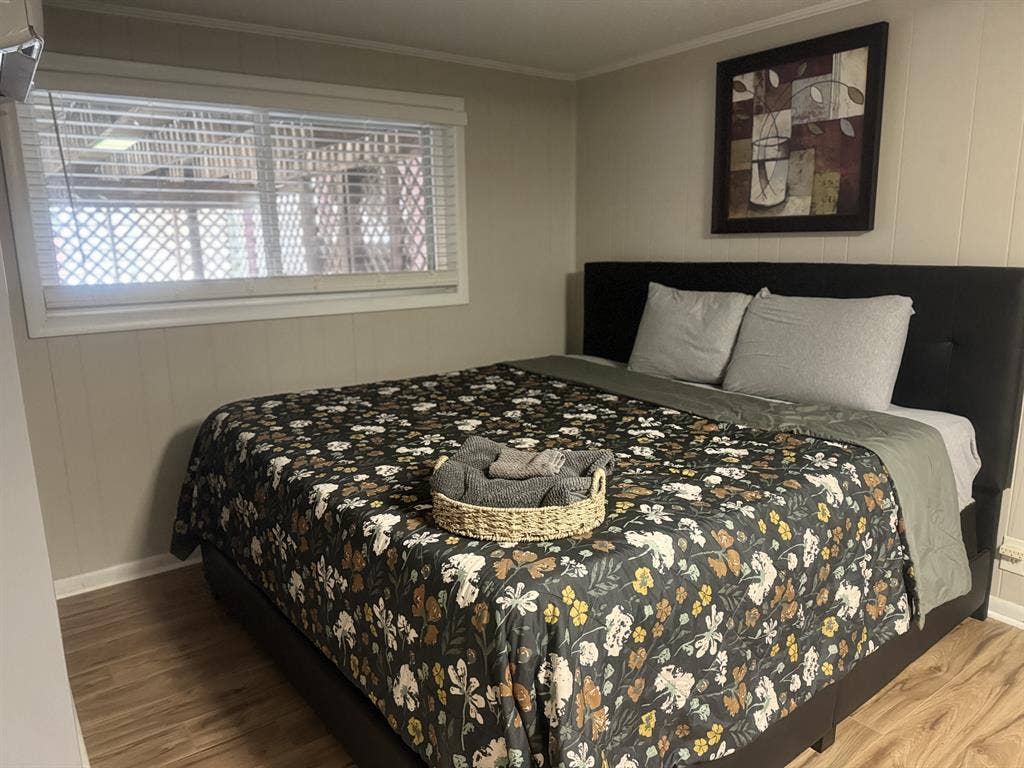 Large Room in Huntsville