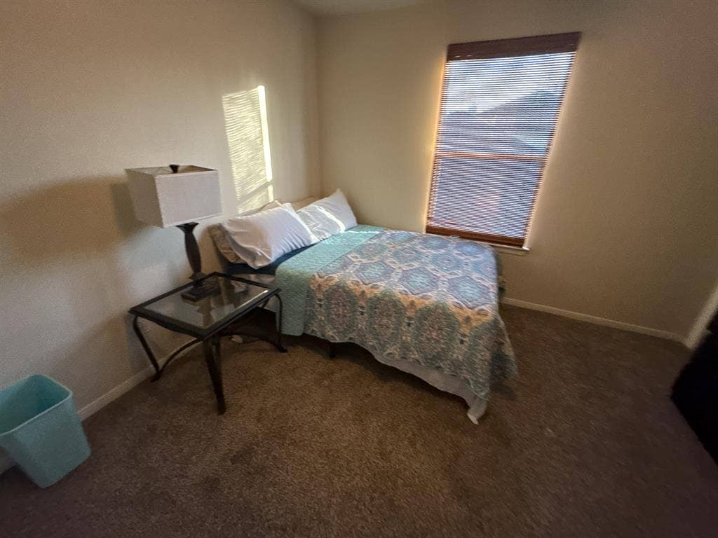 Private Room | Quiet Katy