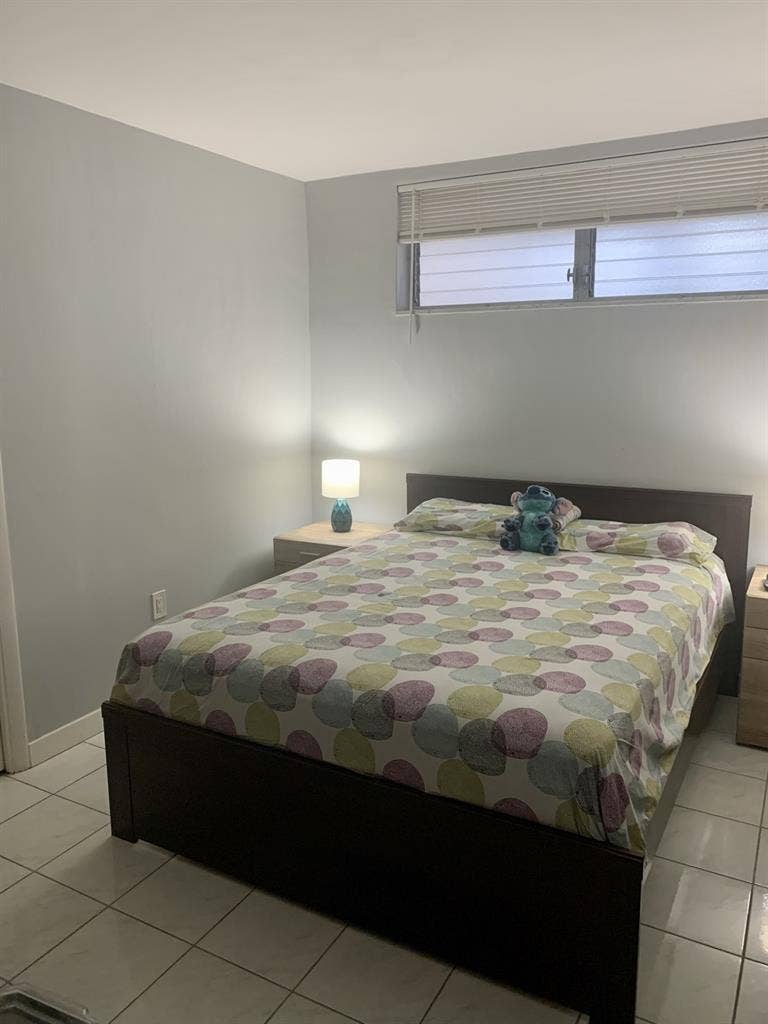 Yo soy Dueño , I am the owner.