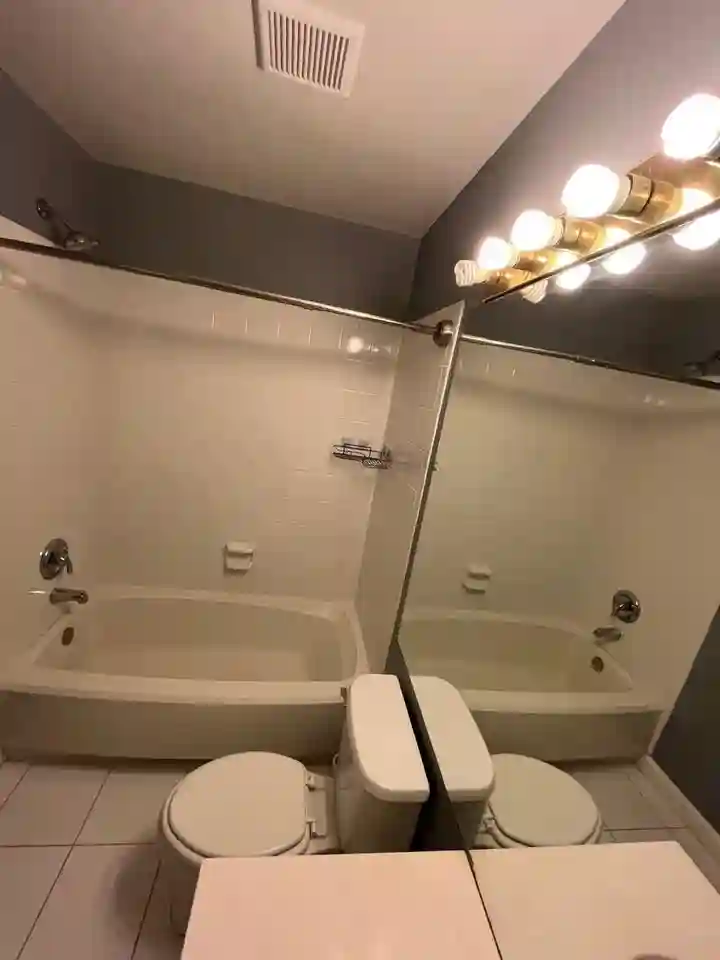 Beautiful room, private bathroom