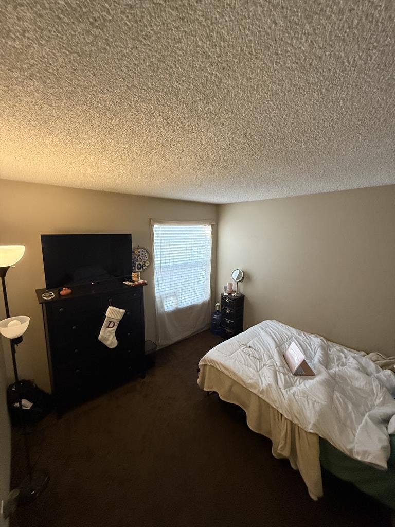 Private Room for rent !!🏠