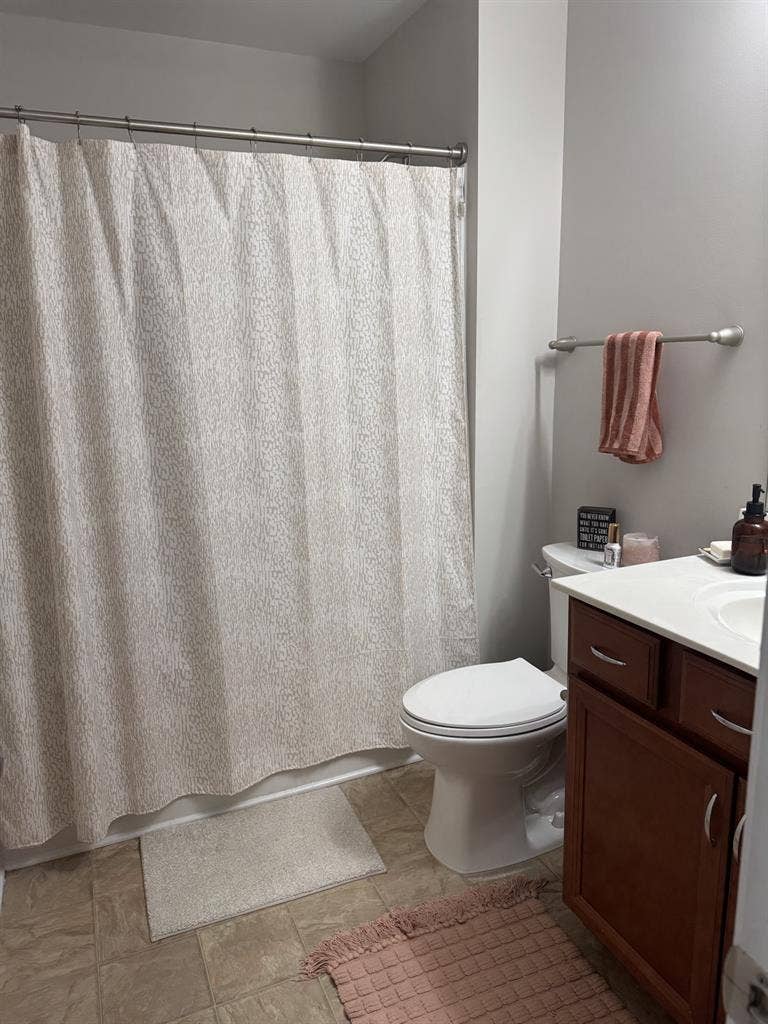 Room & Bathroom in Townhome