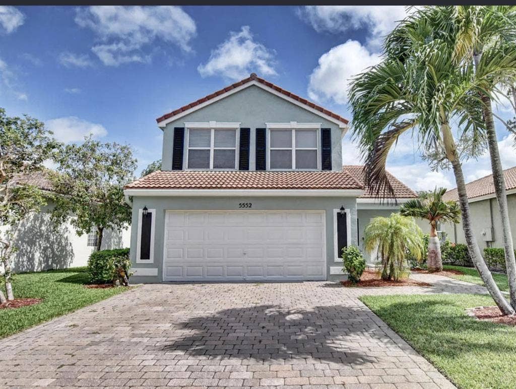 Room for rent with all amenities