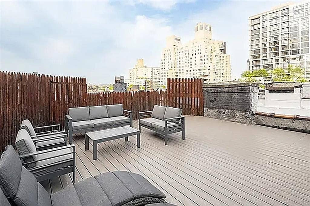 ✨Spacious Room w/ Private Bath UES✨