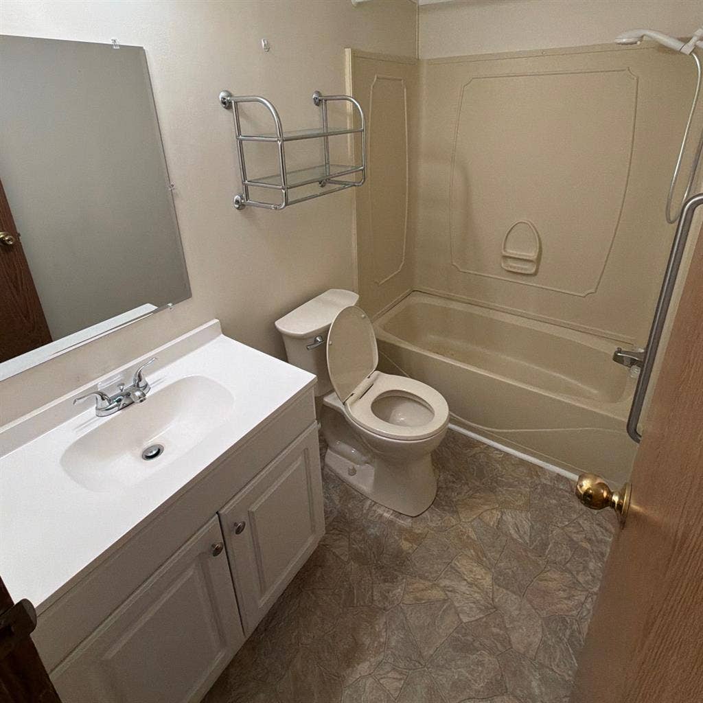 Room for rent in Denver nc